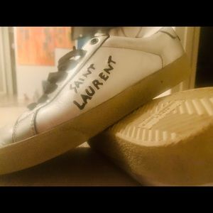 Yves Saint Laurent Low Top Sneakers
